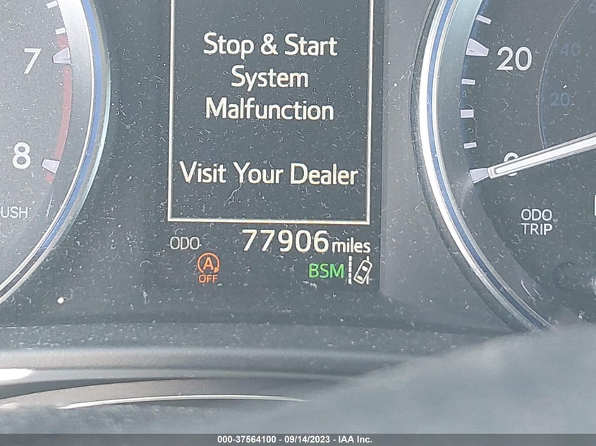 VIN 5TDJZRFH6JS532346 2018 TOYOTA HIGHLANDER XLE