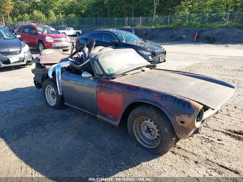 TRIUMPH TR6 1973. Lot# 37564105. VIN CF5889U          . Photo 1