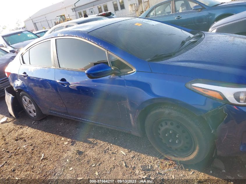 2017 KIA FORTE LX - 3KPFK4A7XHE046400