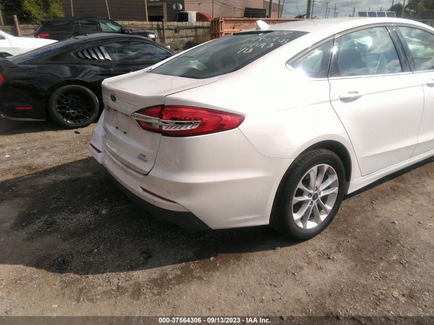 2020 FORD FUSION SE - 3FA6P0HD9LR108043