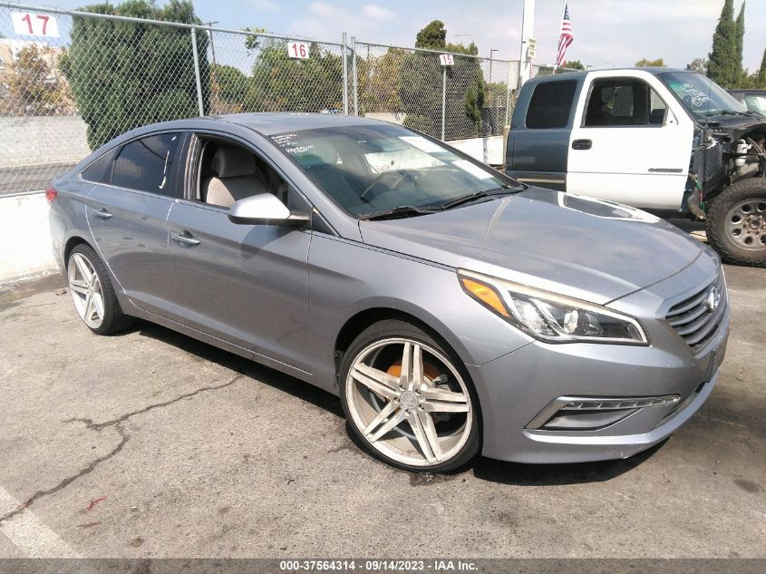 2015 HYUNDAI SONATA 2.4L SE - 5NPE24AF9FH231467