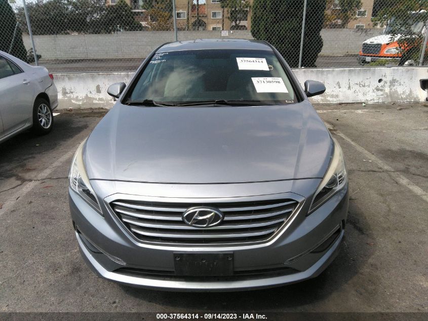 2015 HYUNDAI SONATA 2.4L SE - 5NPE24AF9FH231467