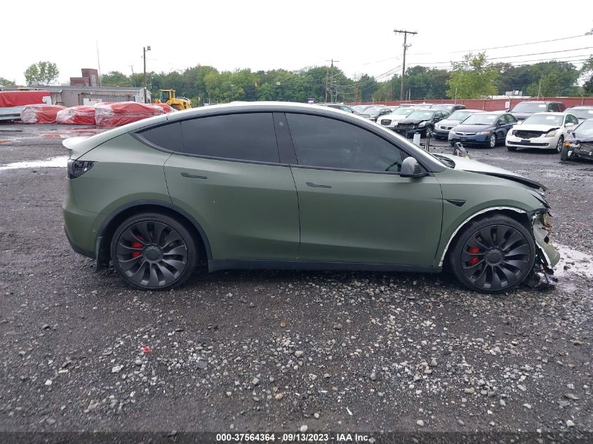 2022 TESLA MODEL Y PERFORMANCE - 7SAYGDEF9NF335871