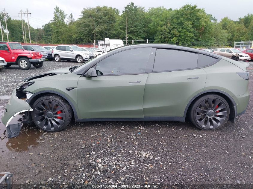 2022 TESLA MODEL Y PERFORMANCE - 7SAYGDEF9NF335871