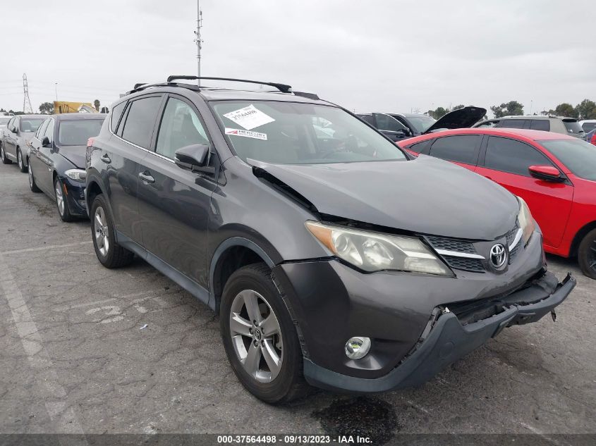 2015 TOYOTA RAV4 XLE - 2T3WFREV2FW137088