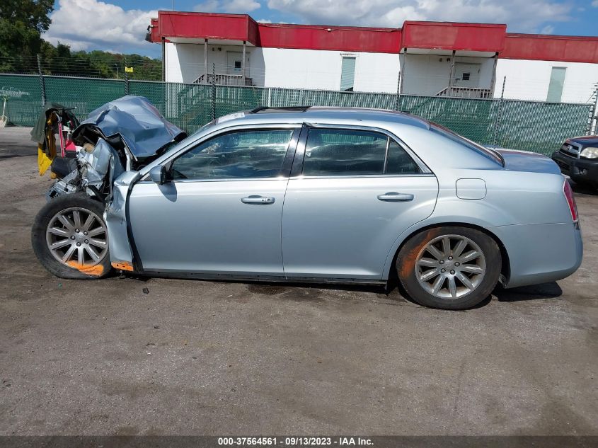 2013 CHRYSLER 300 - 2C3CCAAG5DH589638