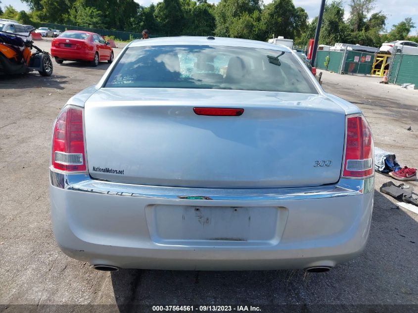 2013 CHRYSLER 300 - 2C3CCAAG5DH589638