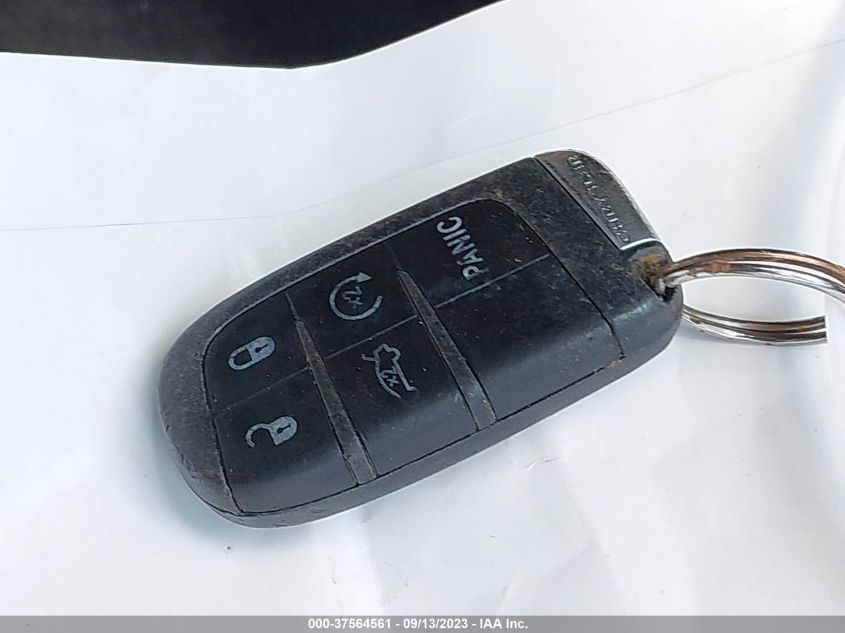 2013 CHRYSLER 300 - 2C3CCAAG5DH589638