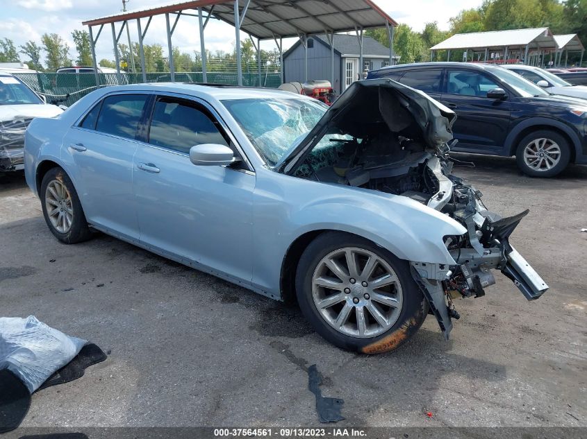 2013 CHRYSLER 300 - 2C3CCAAG5DH589638