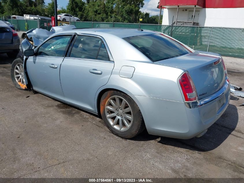 2013 CHRYSLER 300 - 2C3CCAAG5DH589638