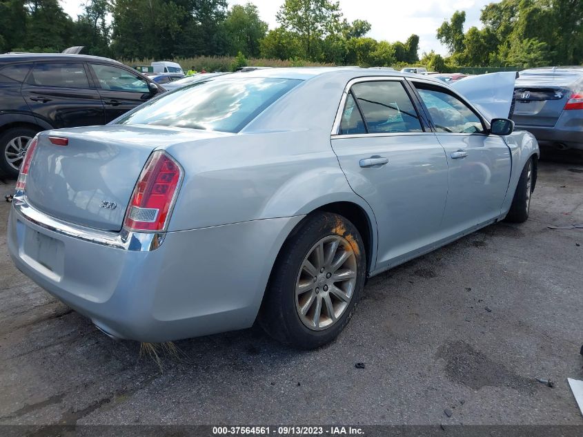 2013 CHRYSLER 300 - 2C3CCAAG5DH589638