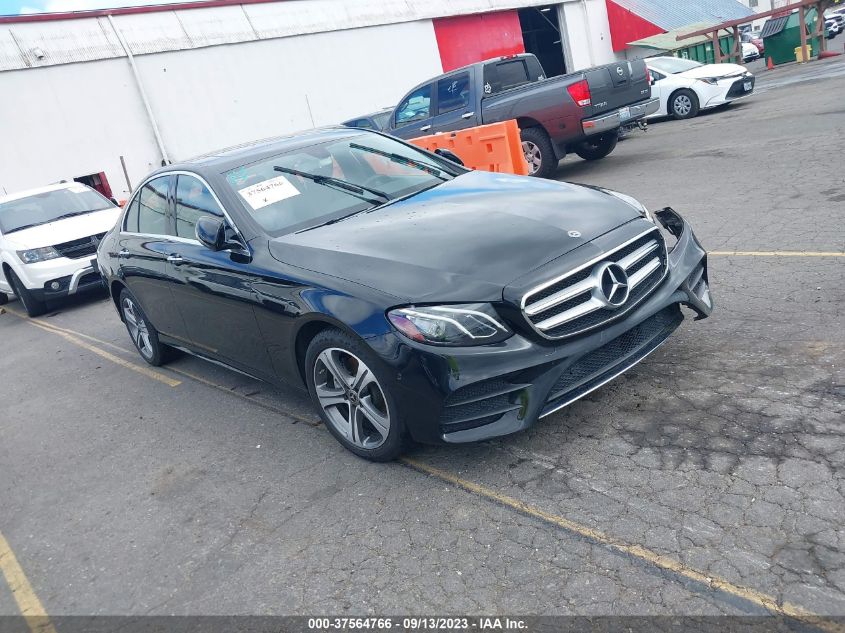 2018 MERCEDES-BENZ E-CLASS E 300 - WDDZF4KB9JA336470
