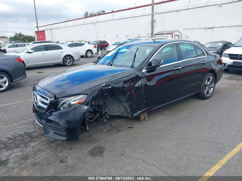 2018 MERCEDES-BENZ E-CLASS E 300 - WDDZF4KB9JA336470