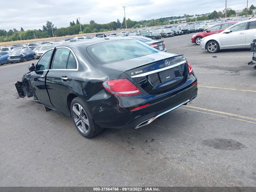 2018 MERCEDES-BENZ E-CLASS E 300 - WDDZF4KB9JA336470