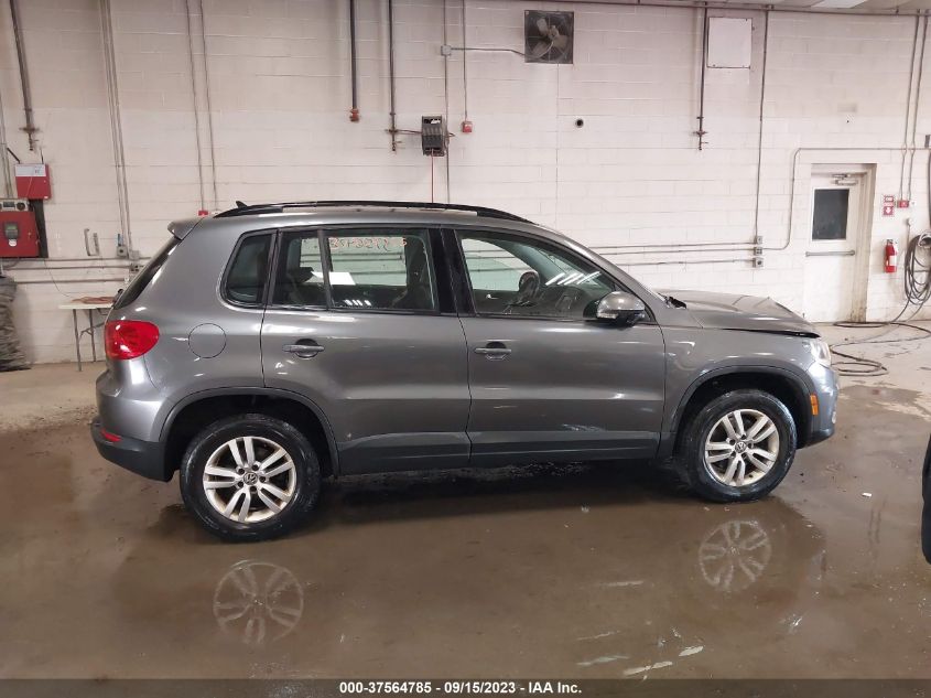 2017 VOLKSWAGEN TIGUAN - WVGBV7AX8HK027876