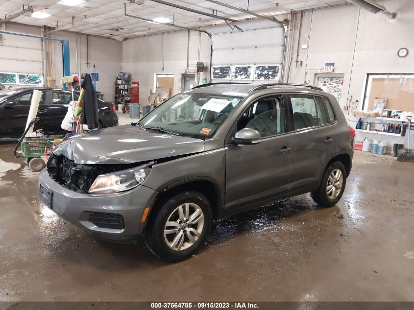2017 VOLKSWAGEN TIGUAN - WVGBV7AX8HK027876