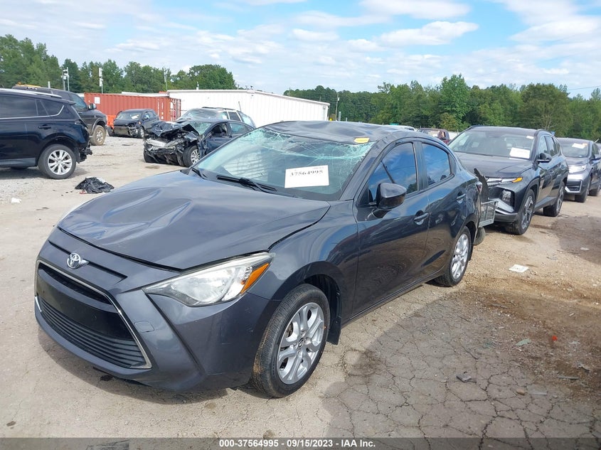 VIN 3MYDLBYV5JY323487 2018 TOYOTA YARIS IA