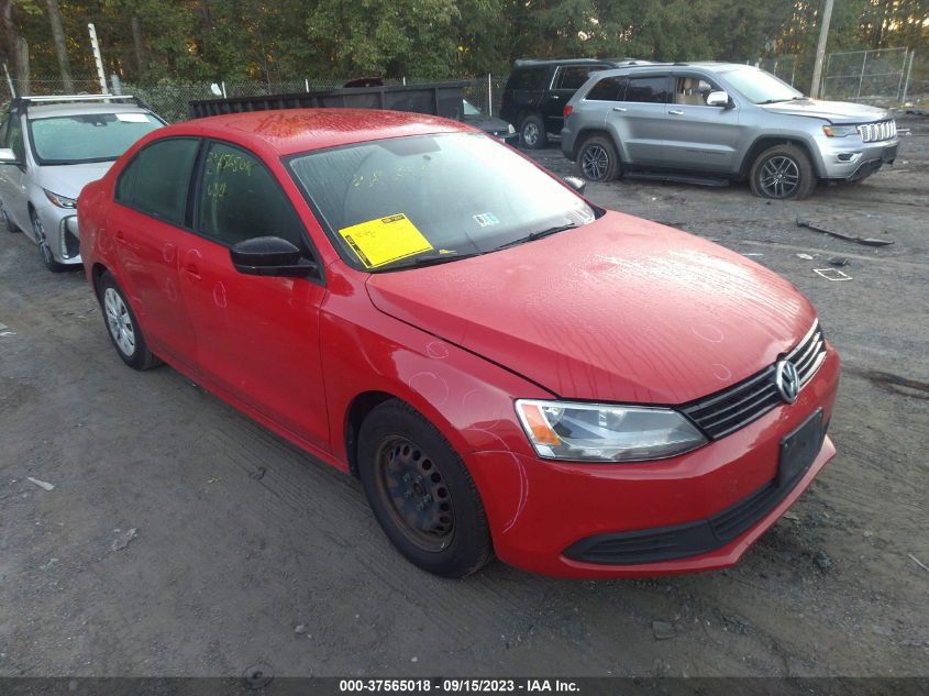 2014 VOLKSWAGEN JETTA SEDAN S - 3VW2K7AJ5EM357324