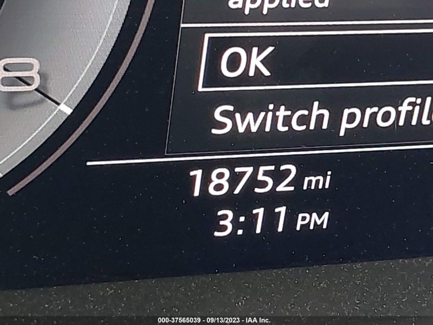 2019 AUDI A8 WAU8DAF89KN005176