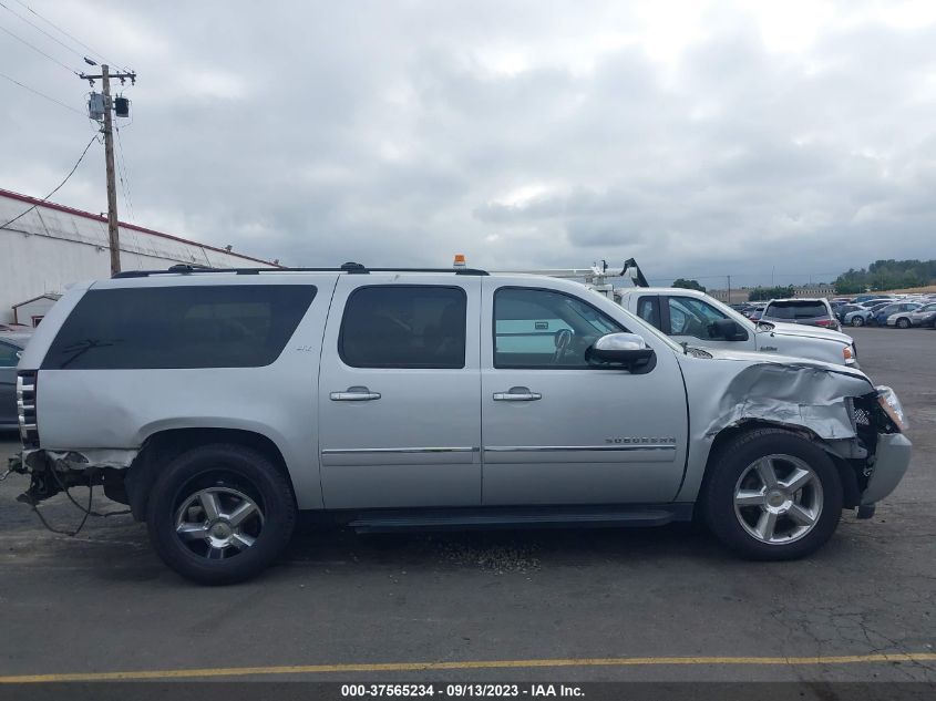 2014 CHEVROLET SUBURBAN 1500 LTZ - 1GNSKKE73ER138095