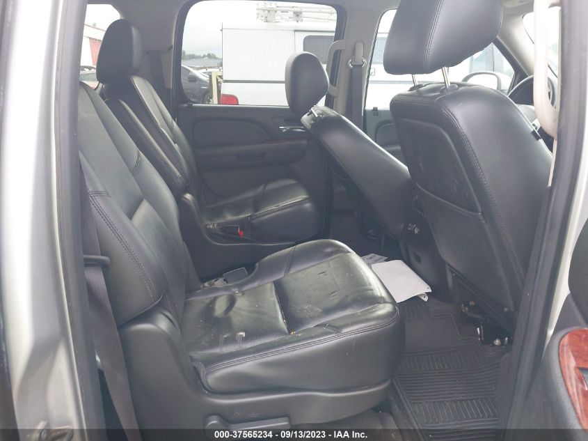 2014 CHEVROLET SUBURBAN 1500 LTZ - 1GNSKKE73ER138095
