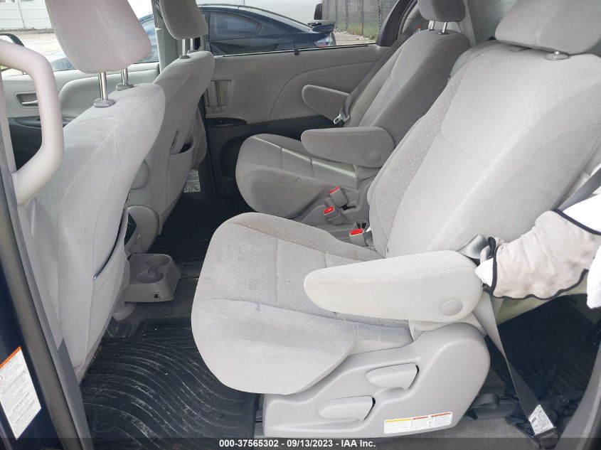 2018 TOYOTA SIENNA LE - 5TDKZ3DC0JS931357