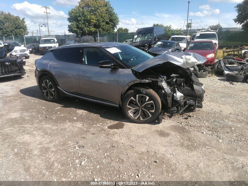 KNDC3DLC7P5122725 KIA EV6 LIGHT/WIND 2023