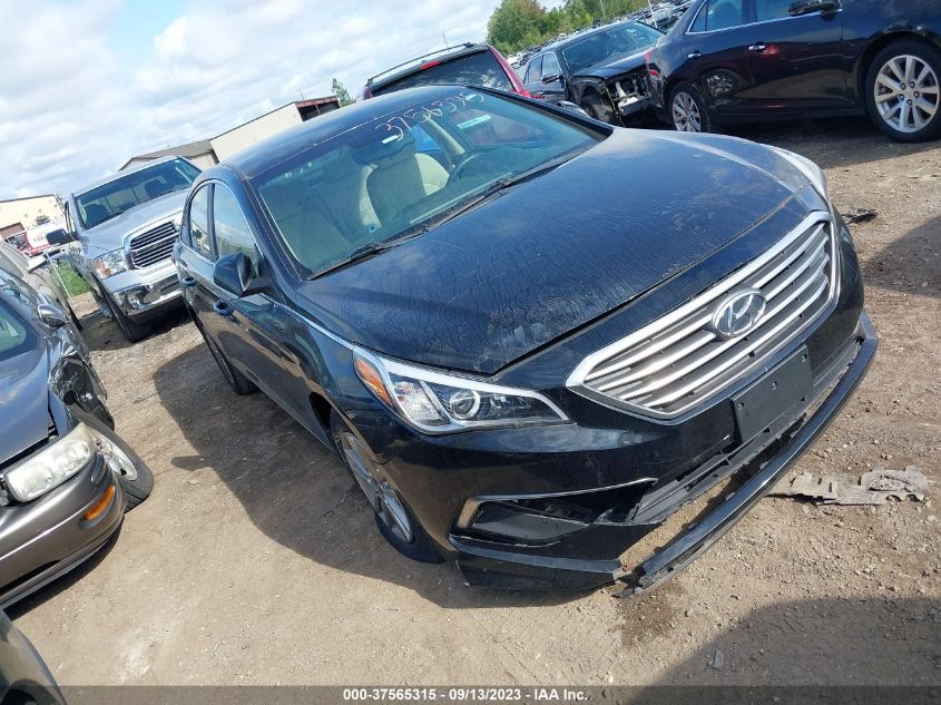 2015 HYUNDAI SONATA 2.4L SE - 5NPE24AF9FH227614