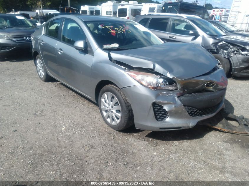 2013 MAZDA MAZDA3 I SV - JM1BL1TG8D1841286