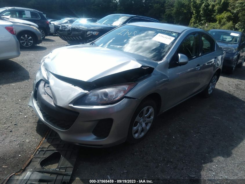 2013 MAZDA MAZDA3 I SV - JM1BL1TG8D1841286