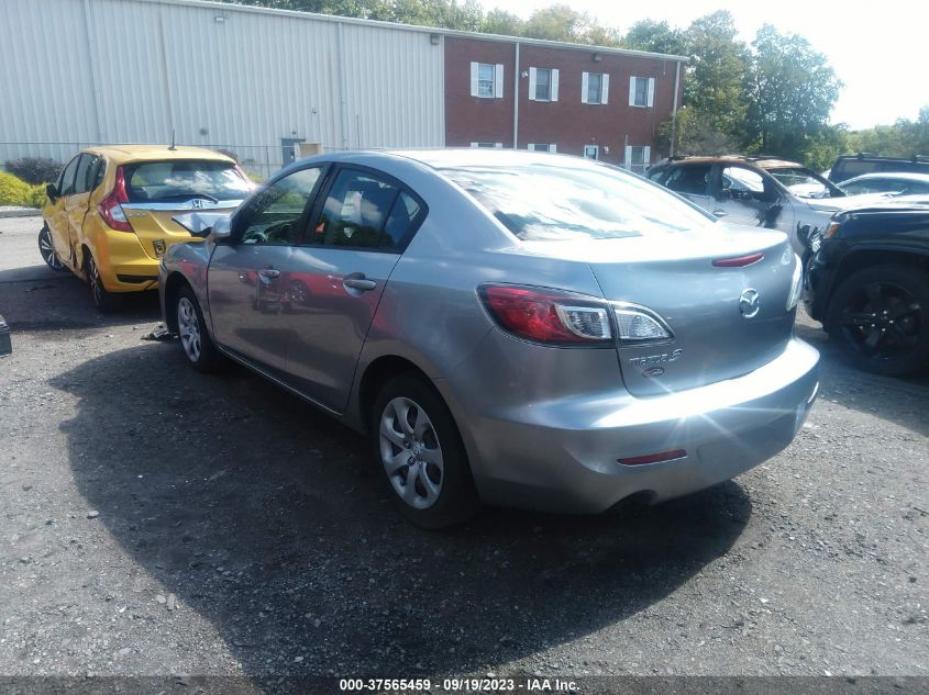 2013 MAZDA MAZDA3 I SV - JM1BL1TG8D1841286