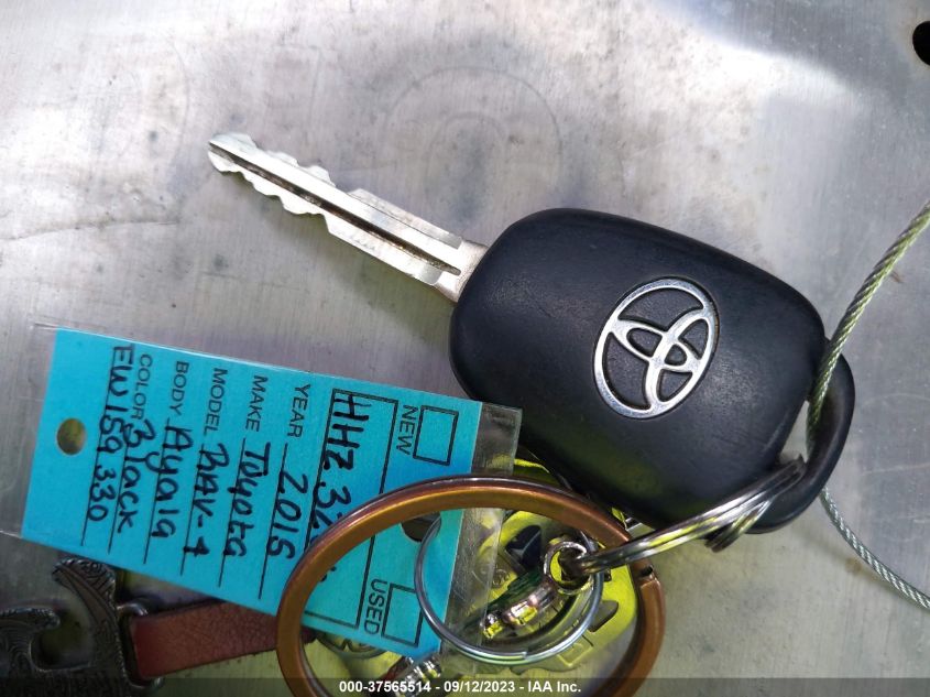 2015 TOYOTA RAV4 XLE - 2T3WFREV5FW159330