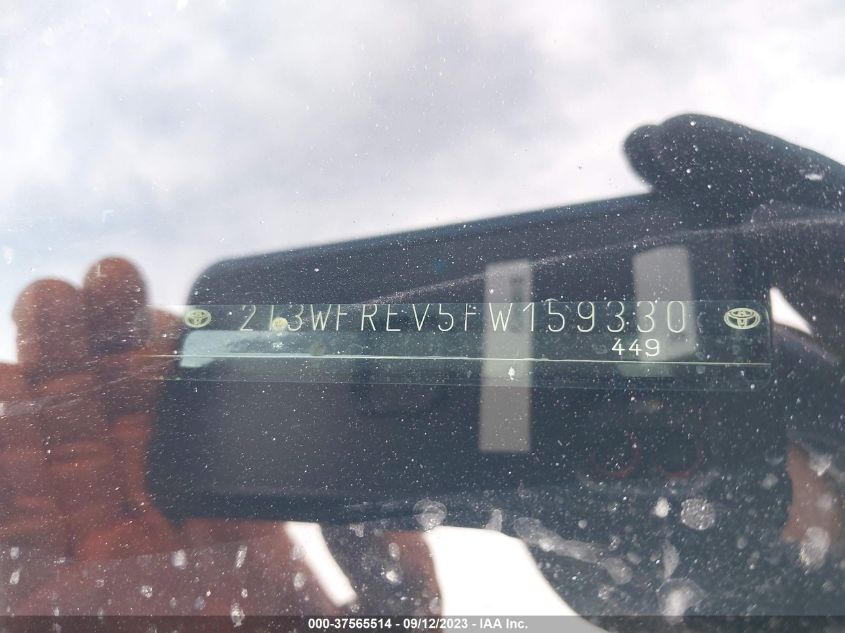 2015 TOYOTA RAV4 XLE - 2T3WFREV5FW159330