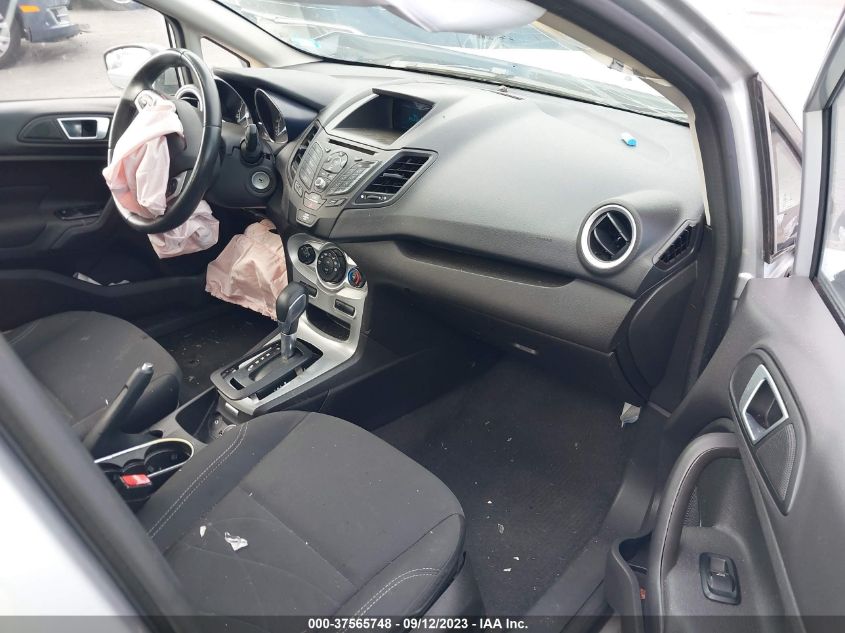 2015 FORD FIESTA SE - 3FADP4BJ3FM199468