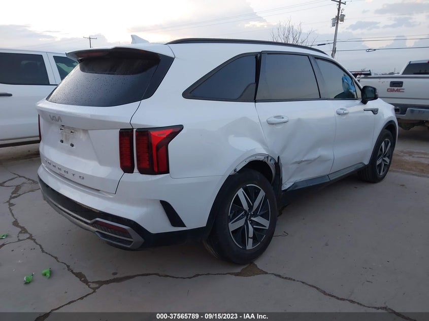 VIN 5XYRL4LC4NG079850 2022 KIA SORENTO S