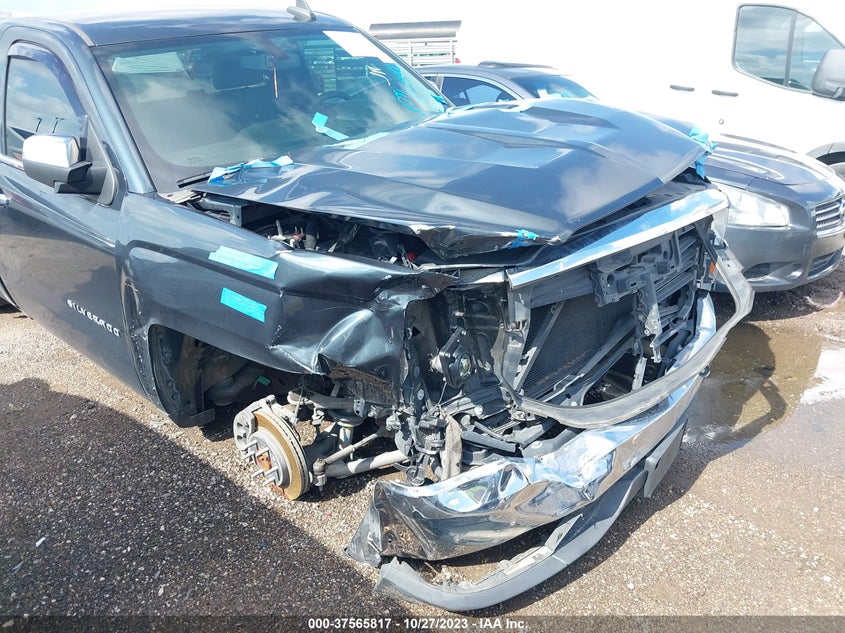 VIN 1GCNCNEH7JZ214716 2018 CHEVROLET SILVERADO 1500 LS