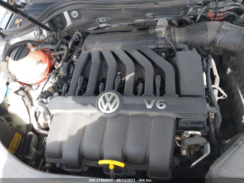 2013 VOLKSWAGEN CC VR6 EXECUTIVE 4MOTION - WVWGU7AN4DE513718