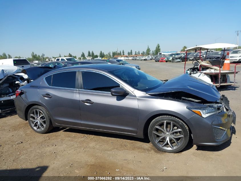 19UDE2F71KA015575 Acura ILX PREMIUM/TECHNOLOGY 13