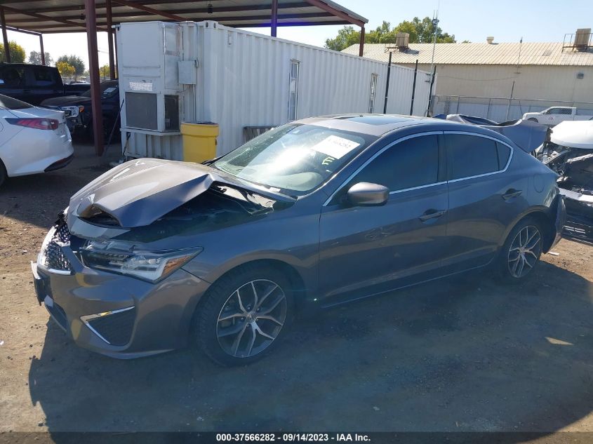 19UDE2F71KA015575 Acura ILX PREMIUM/TECHNOLOGY 14