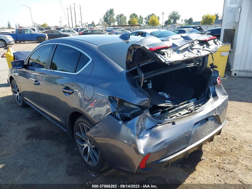 19UDE2F71KA015575 Acura ILX PREMIUM/TECHNOLOGY 3