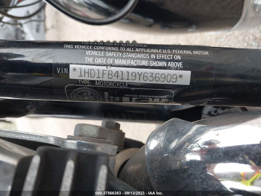 2009 HARLEY-DAVIDSON FLHR - 1HD1FB4119Y636909