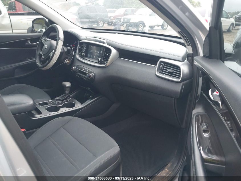 2019 KIA SORENTO LX V6 - 5XYPGDA54KG450212