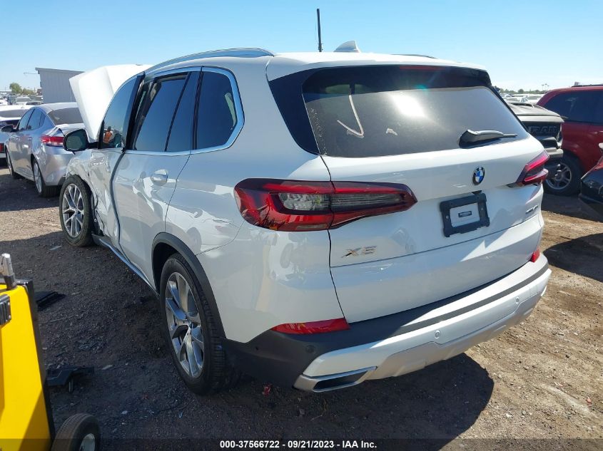 5UXCR4C09M9H53566 BMW X5 SDRIVE 40I 3