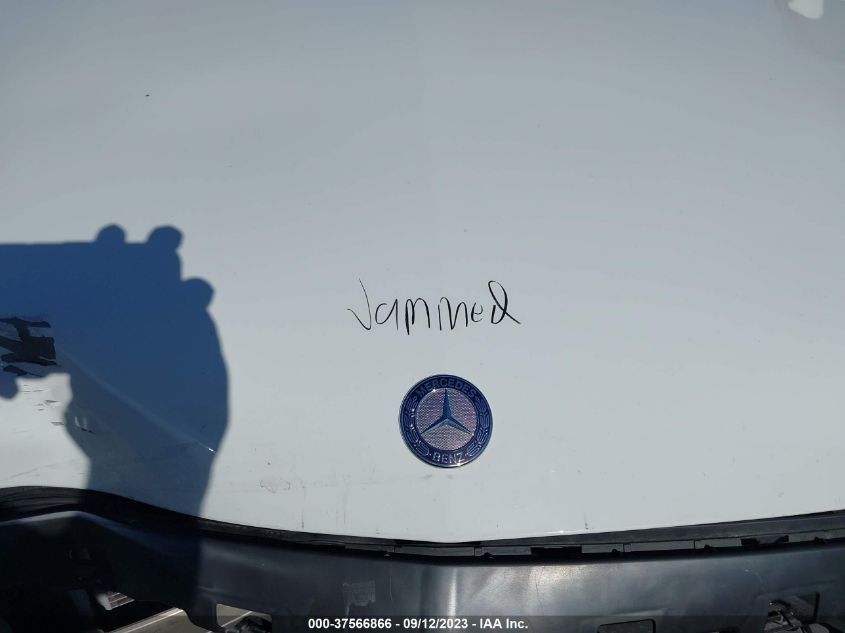 2017 MERCEDES-BENZ C-CLASS C 300 - 55SWF4JB1HU195991