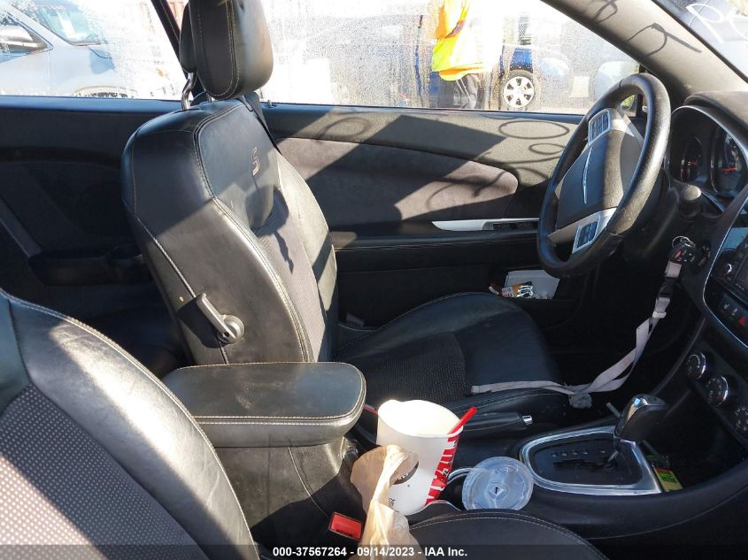 2013 CHRYSLER 200 S - 1C3BCBGG2DN743609