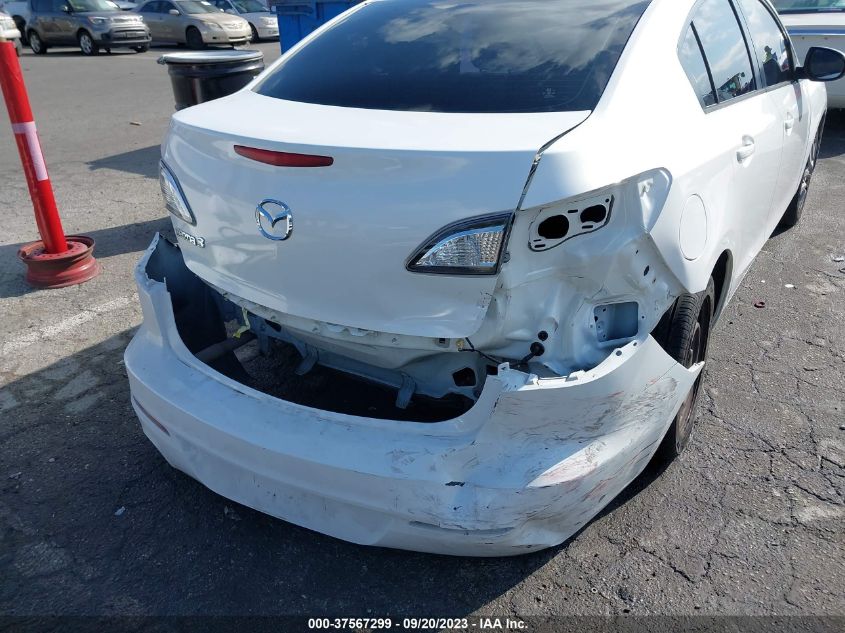 2013 MAZDA MAZDA3 I SV - JM1BL1TGXD1760581