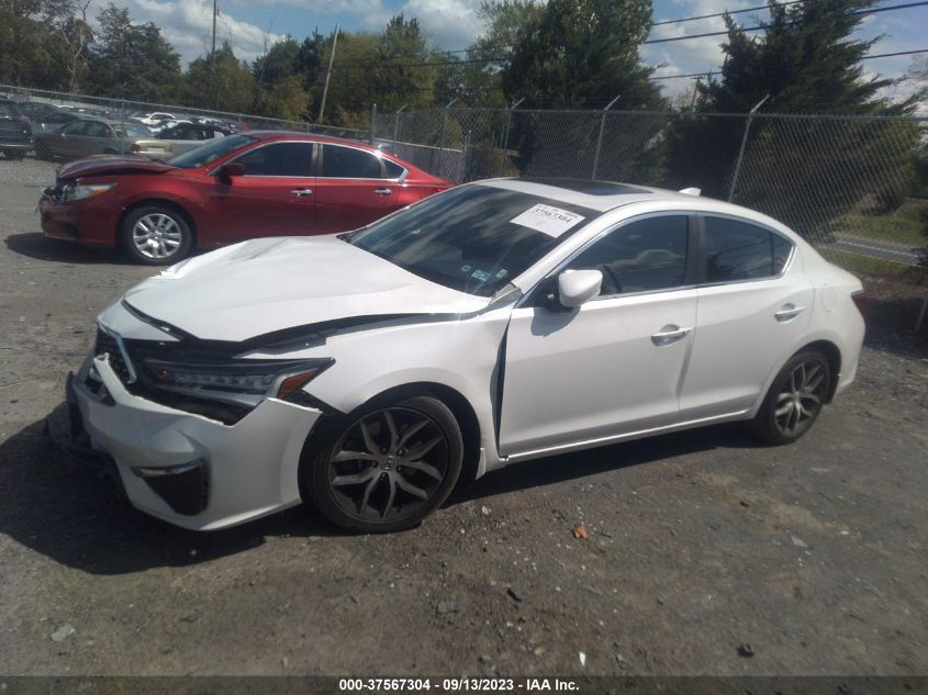 19UDE2F78LA009225 Acura ILX PREMIUM/TECHNOLOGY 14