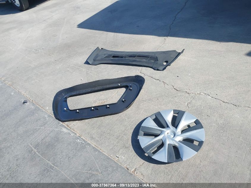 2022 TESLA MODEL Y - 7SAYGDEE3NF444124