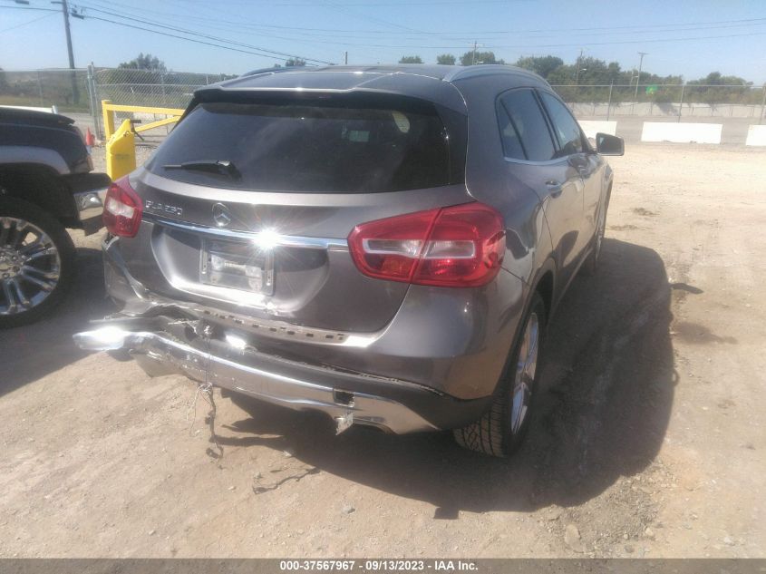 2015 MERCEDES-BENZ GLA-CLASS GLA 250 - WDCTG4EB8FJ132592