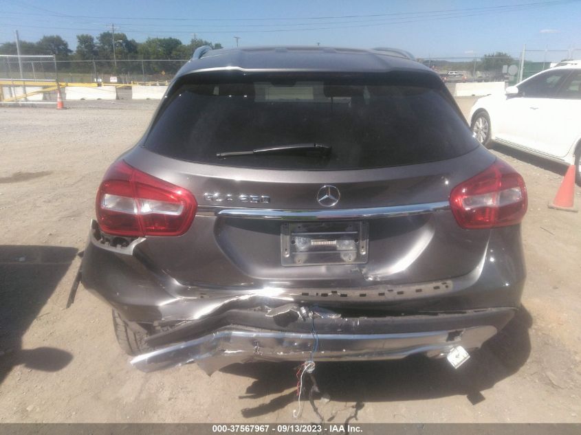 2015 MERCEDES-BENZ GLA-CLASS GLA 250 - WDCTG4EB8FJ132592